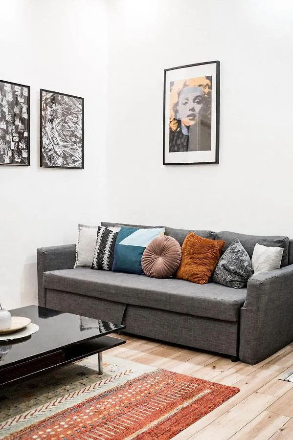 Kazincy Suites Stylish -Szimpla Kert Apartment Budapest
