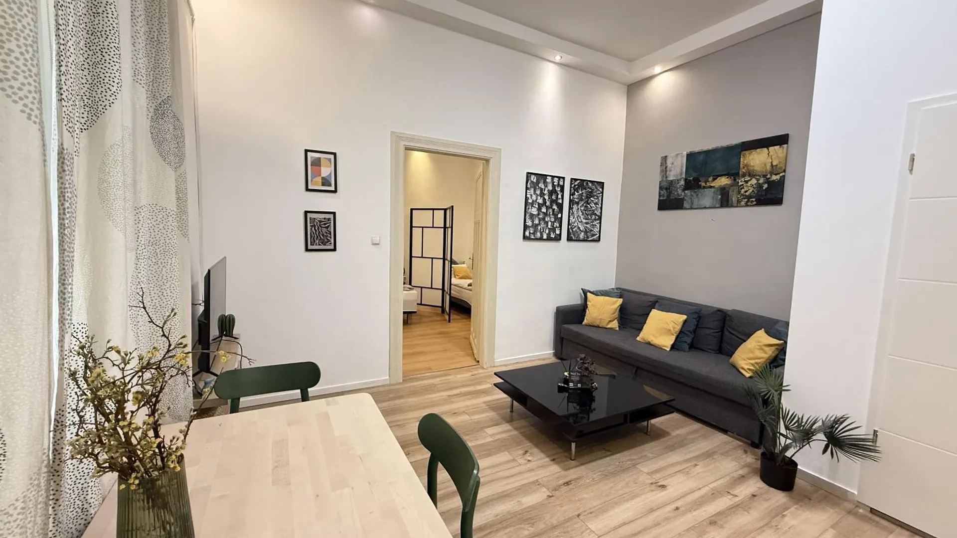 Apartment Kazincy Suites Stylish -Szimpla Kert Hungary