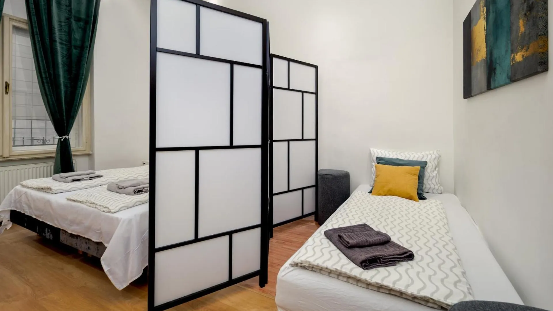 Appartamento Kazincy Suites -Szimpla Kert 1Br Budapest